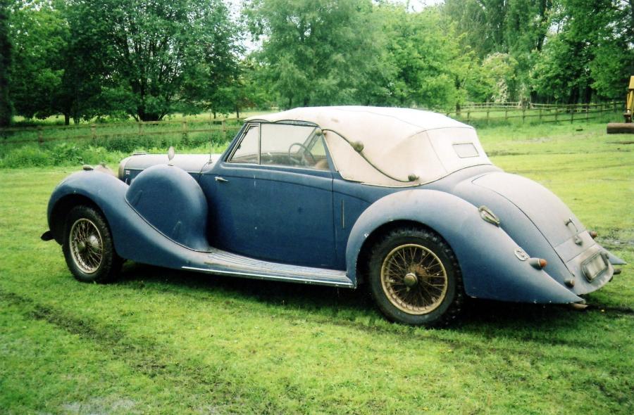 Lagonda V12 Drophead Coupe 1939 года  (фото 2 из 2)